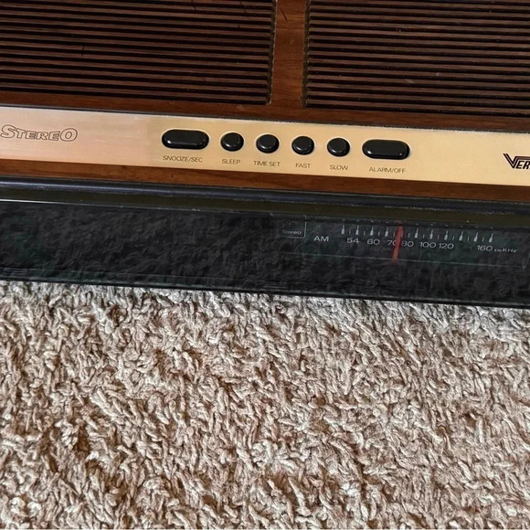 Vintage Veratron Alarm Clock Radio Excellent Condition Tested - Picture 5 of 5